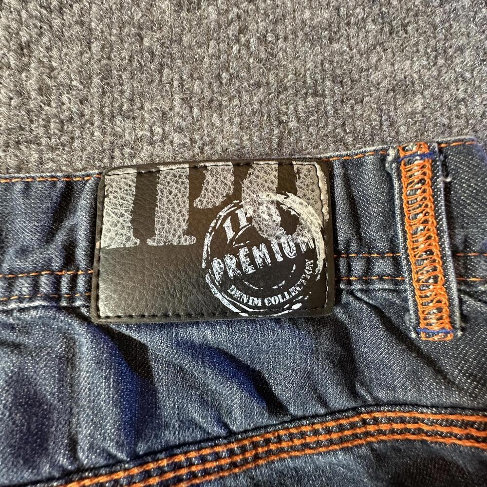 Premium Men's Denim Jeans - Size 44x32 - Picture 3 of 15